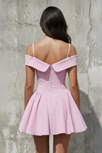 Robe courte rose coupe trapèze à épaules dénudées - Harana