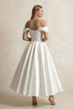 Robe de mariée blanche trapèze en satin à épaules dénudées plissée - Harana