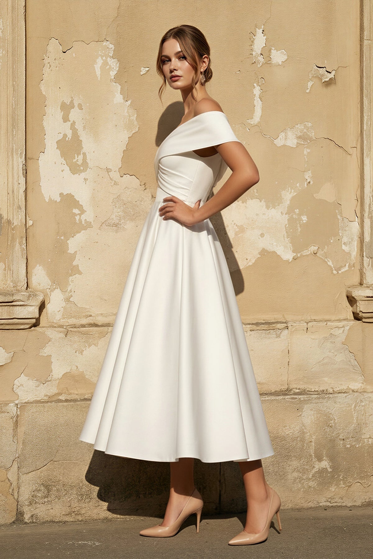 Robe de mariée blanche trapèze en satin à épaules dénudées plissée - Harana
