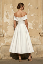 Robe de mariée blanche trapèze en satin à épaules dénudées plissée - Harana