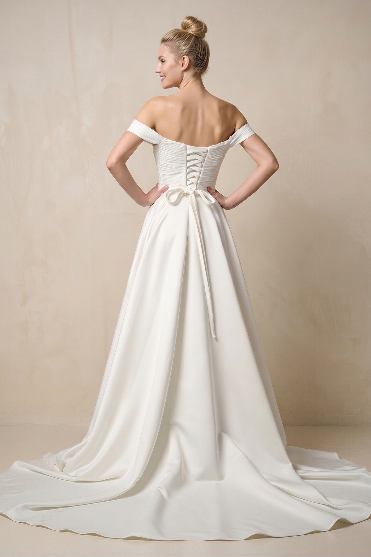 Robe de mariée blanche trapèze en satin à épaules dénudées - Harana