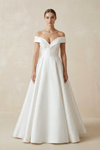 Robe de mariée blanc courte à épaules dénudées satinée coupe trapèze - Harana