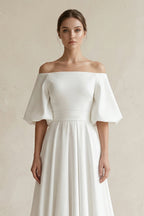Robe de mariée blanche trapèze en satin à épaules dénudées manches courtes - Harana