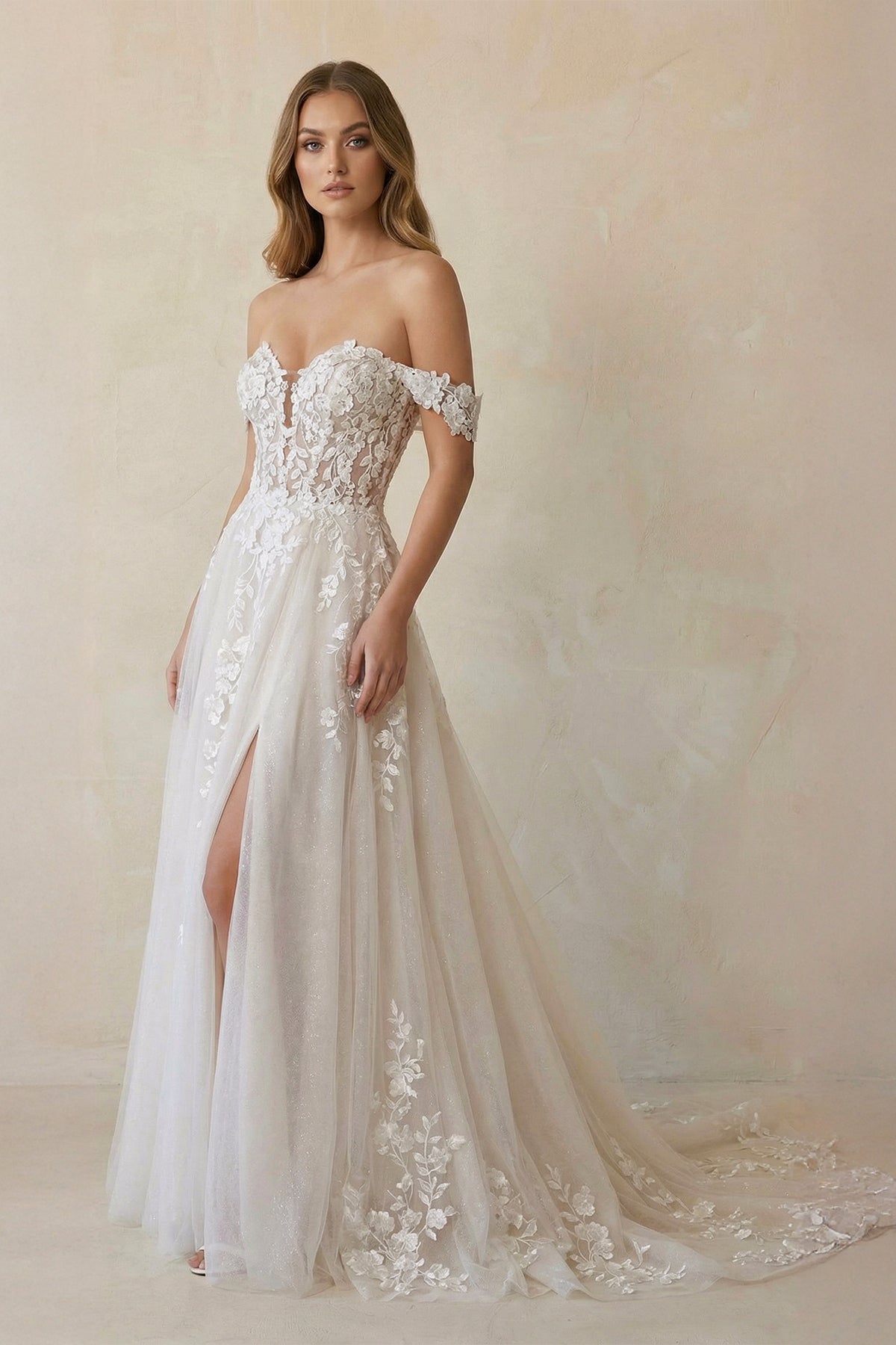 Robe de mariée blanche et nude trapèze en dentelle à épaules dénudées - Harana
