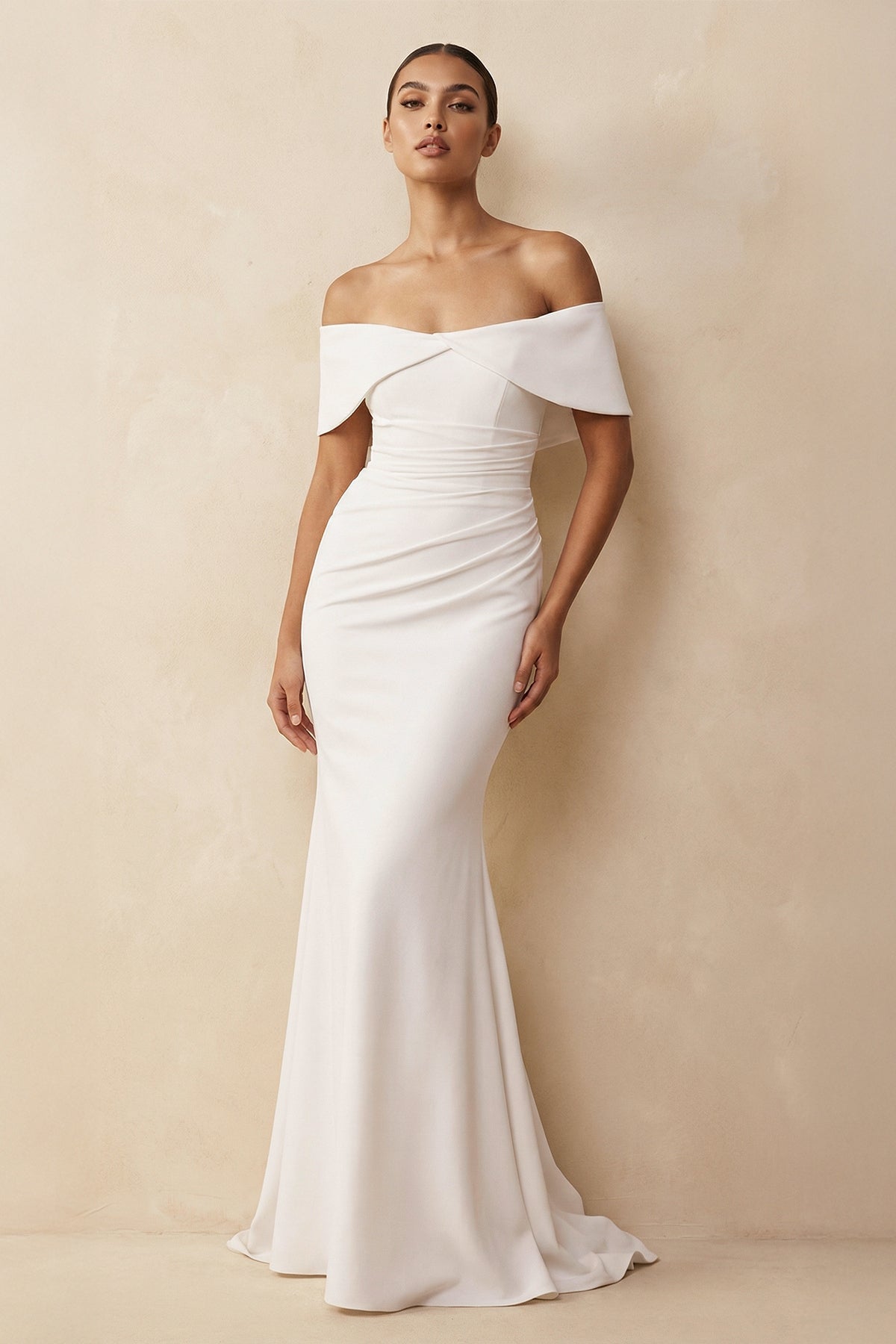 Robe de mariée blanche en crêpe coupe sirène à épaules dénudées - Harana