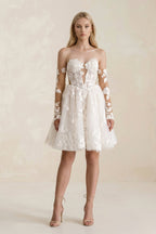 Robe de mariée blanche trapèze en dentelle à épaules dénudées manches longues - Harana