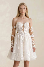 Robe de mariée blanche trapèze en dentelle à épaules dénudées manches longues - Harana