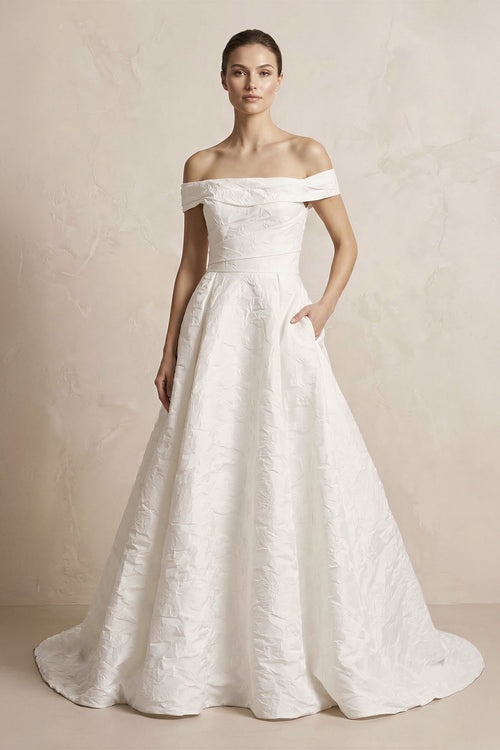 Robe de mariée blanc longue à épaules dénudées sans manches froncée - Harana