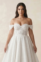 Robe de mariée ivoire trapèze en dentelle à épaules dénudées à corset - Harana