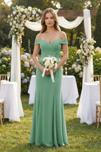 Robe demoiselle d’honneur vert d’eau longue à épaules dénudées plissée effet drapé - Harana