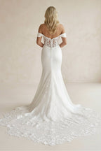 Robe de mariée blanche en satin et dentelle coupe sirène à épaules dénudées - Harana