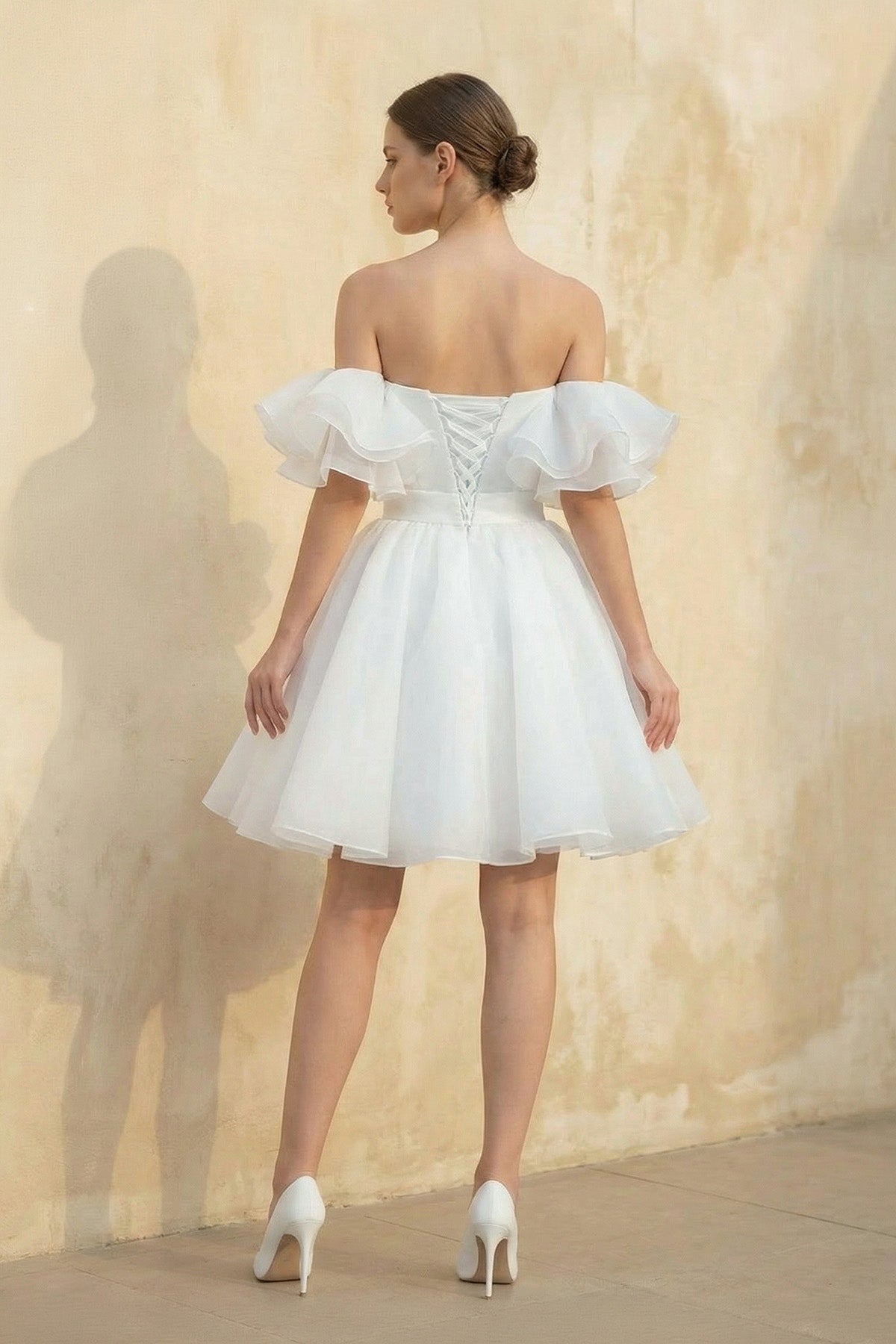 Robe de mariée blanche trapèze en dentelle à épaules dénudées à volants - Harana