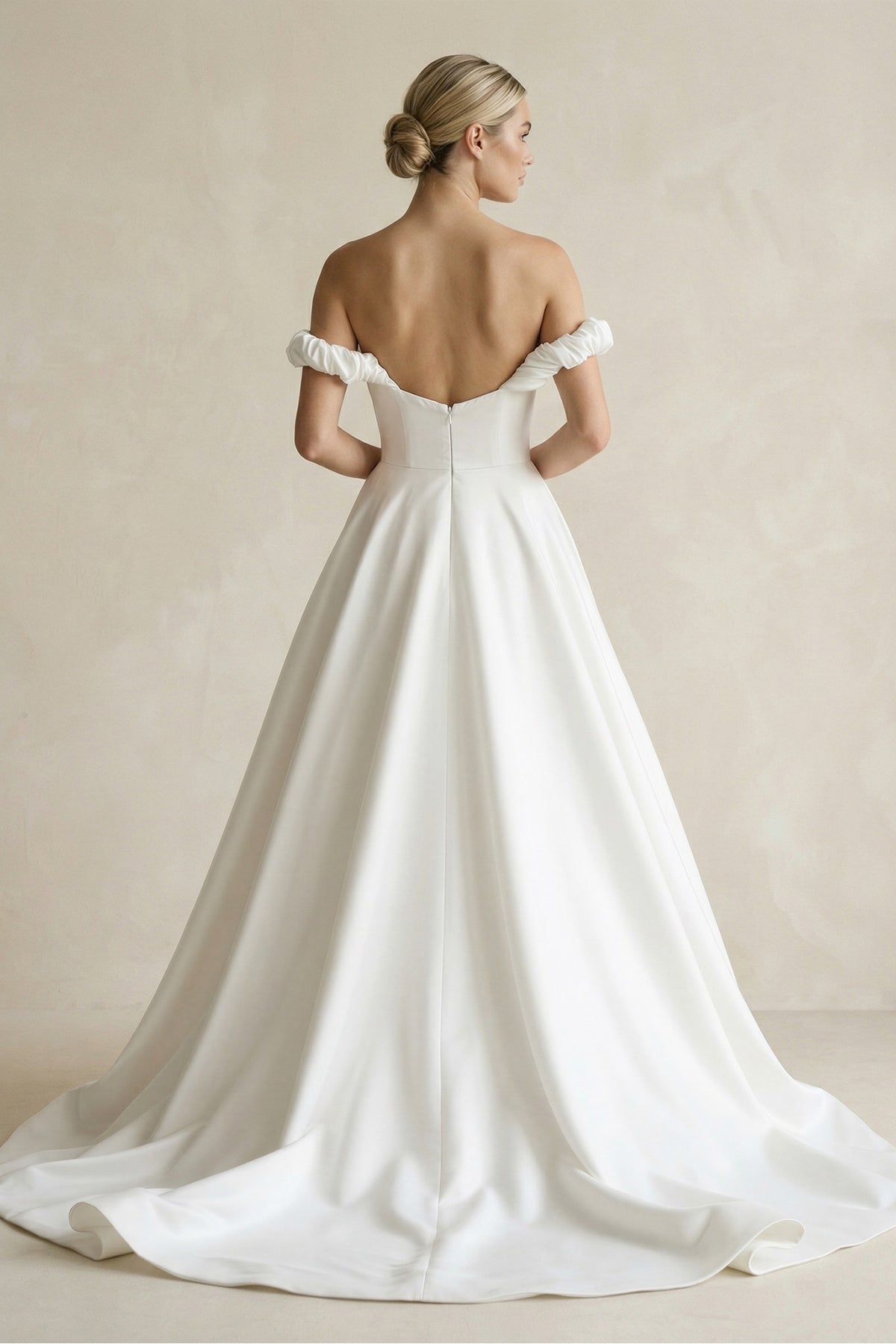 Robe de mariée blanche trapèze en satin à épaules dénudées sans manches - Harana
