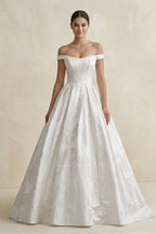 Robe de mariée blanche princesse en satin à épaules dénudées à appliqués - Harana