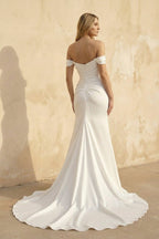 Robe de mariée blanche en satin silhouette sirène à épaules dénudées - Harana