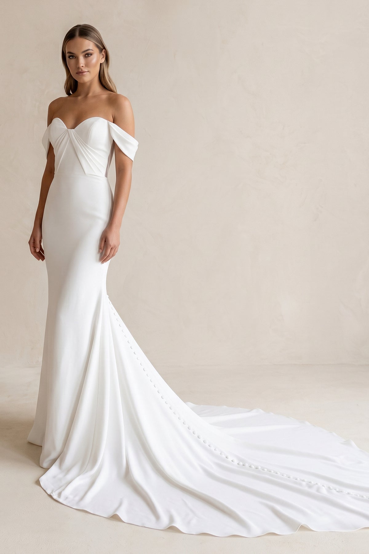 Robe de mariée blanche en satin coupe sirène à encolure Bardot - Harana