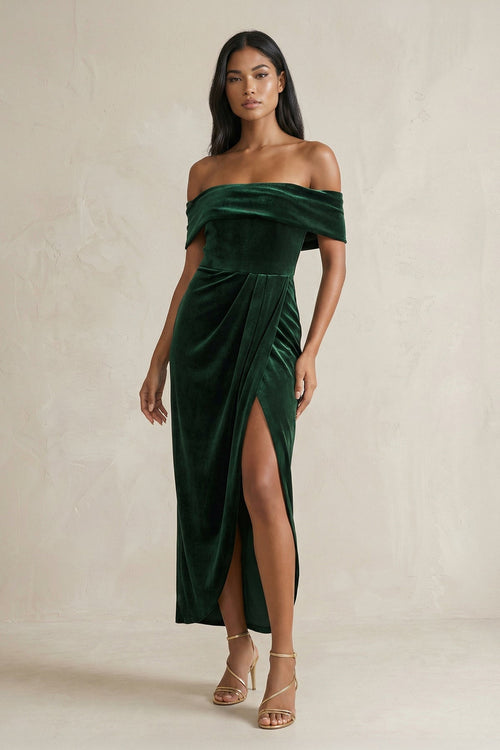 Robe de demoiselle d’honneur vert foncé midi en velours coupe fourreau à épaules dénudées - Harana
