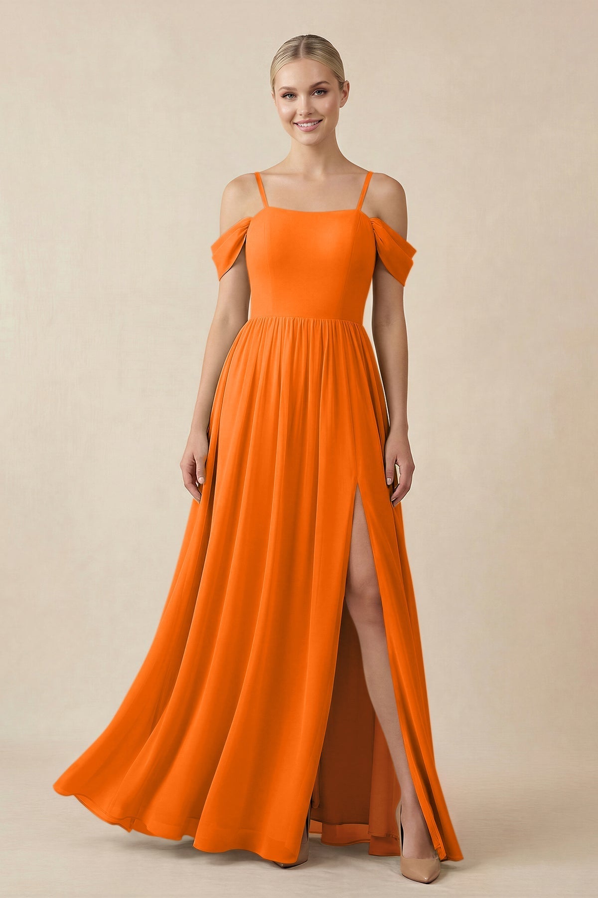 Robe longue orange en mousseline coupe trapèze à épaules dénudées - Harana
