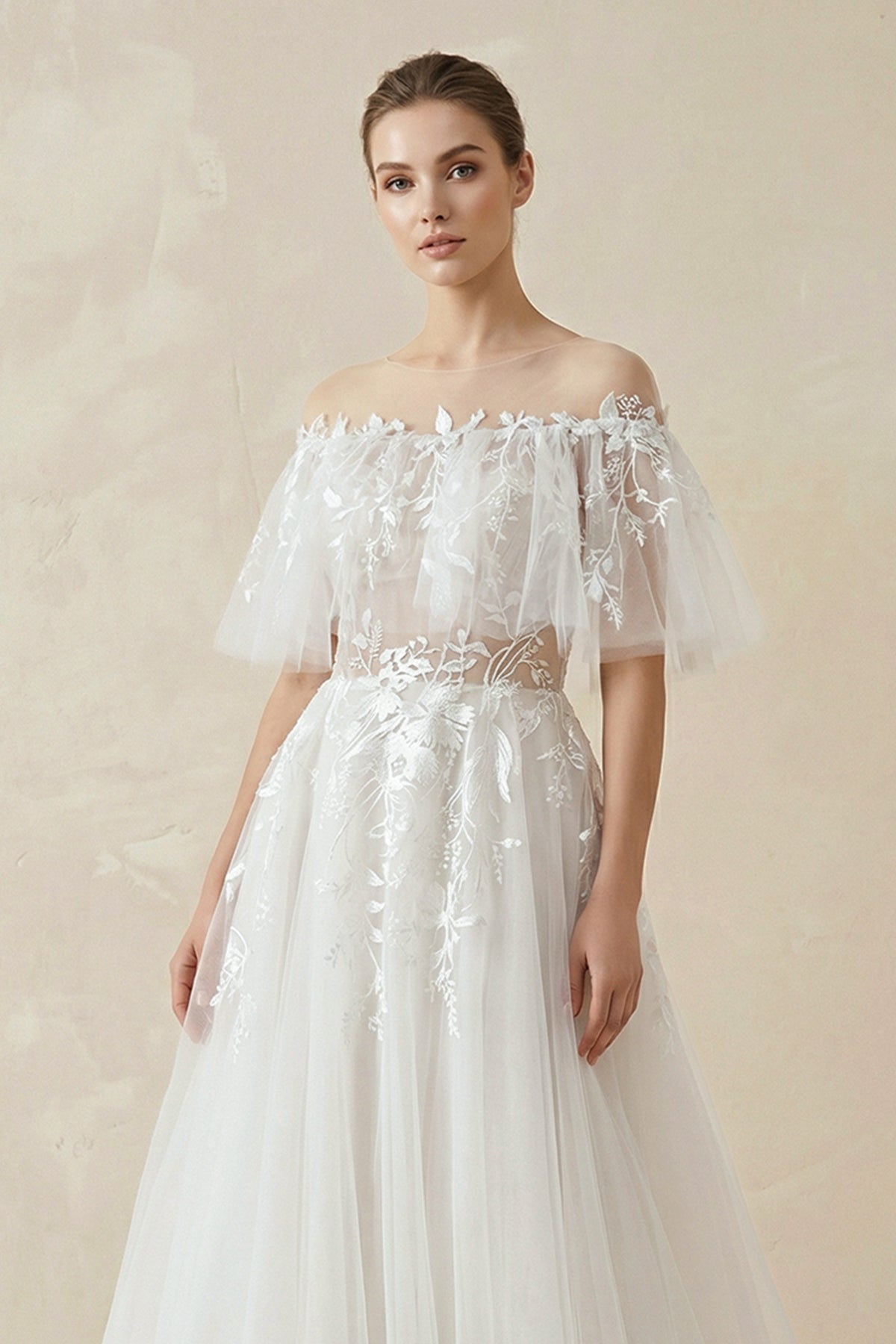 Robe de mariée blanche et nude trapèze en dentelle à épaules dénudées - Harana