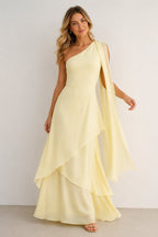 Robe jaune longue en mousseline coupe trapèze à une épaule ornée de volants - Harana