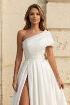 Robe de mariée blanche trapèze en satin sans manches avec nœud - Harana