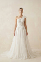 Robe de mariée ivoire trapèze en tulle sans manches à appliqués - Harana