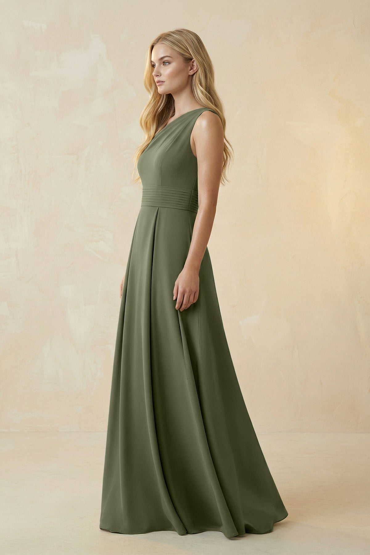 Robe demoiselle d’honneur willow green longue asymétrique sans manches froncée - Harana