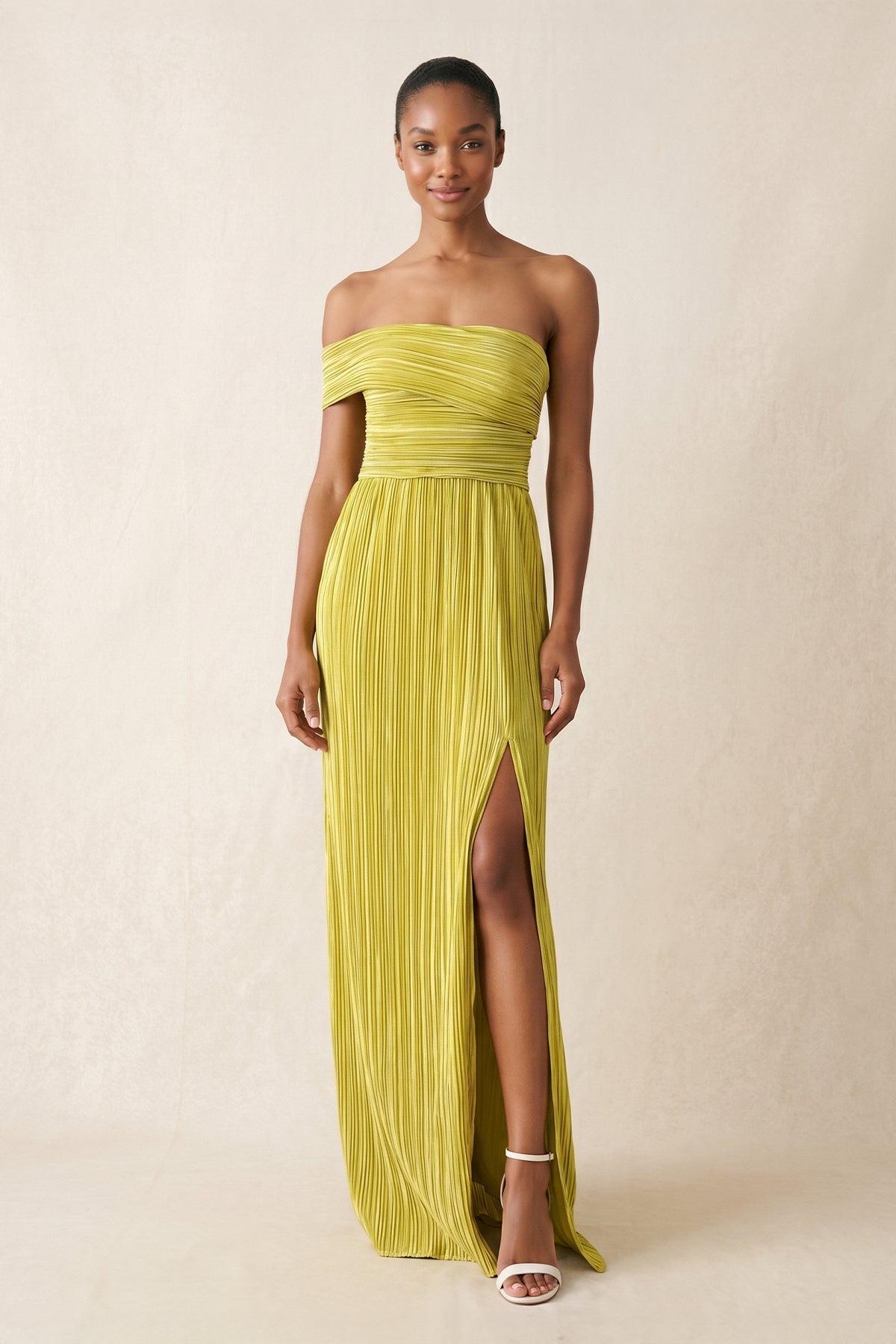Robe jaune longue en mousseline coupe fourreau à une épaule - Harana