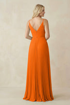 Robe longue orange en mousseline coupe trapèze plissée décolleté V - Harana