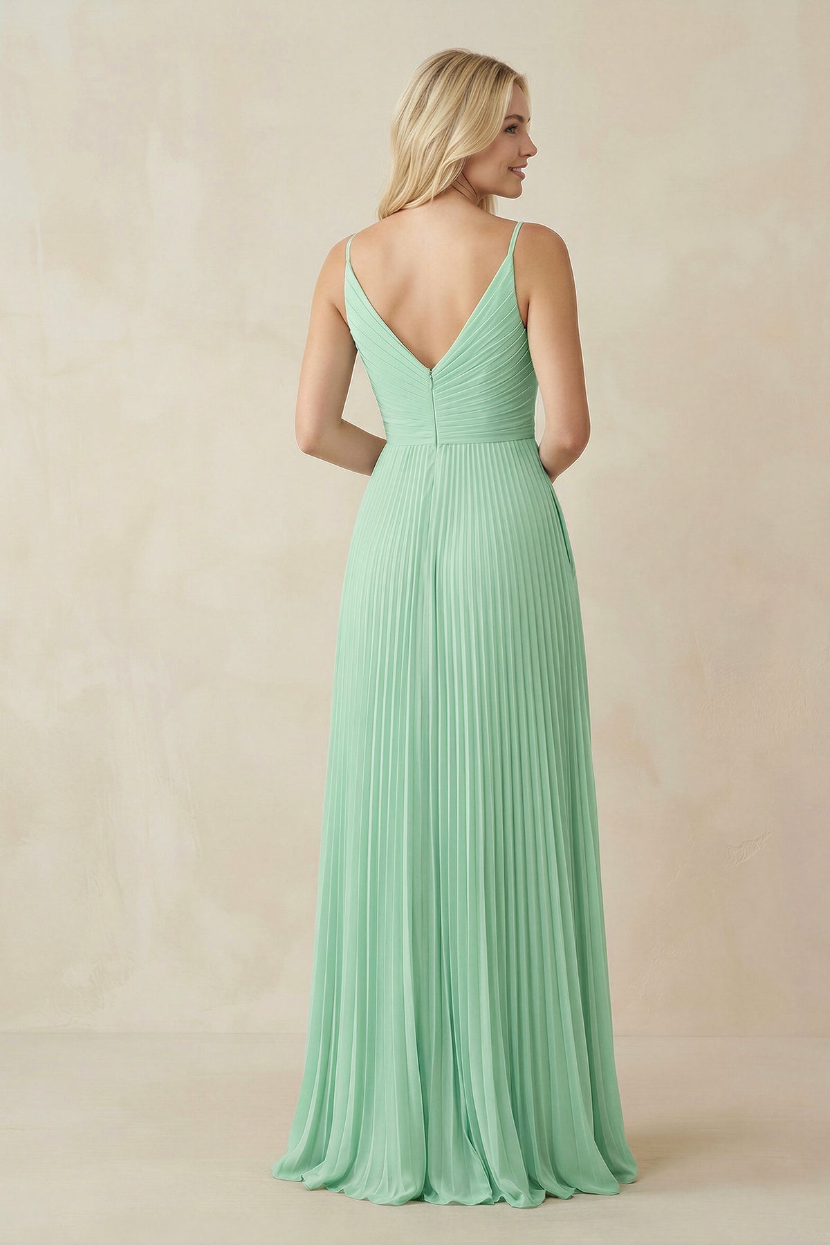 Robe demoiselle d’honneur pale pistachio longue col V sans manches plissée - Harana