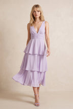 Robe lavande midi en mousseline coupe trapèze à décolleté plongeant ornée de volants - Harana