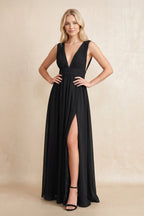 Robe noire longue en mousseline coupe trapèze à décolleté plongeant - Harana