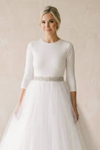 Robe de mariée blanc longue manches longues en tulle coupe trapèze - Harana