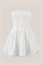 Robe blanche courte en coton coupe trapèze bustier ornée de volants - Harana