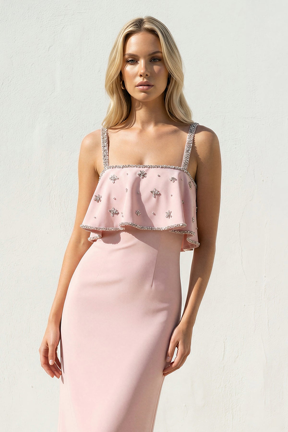 Robe longue rose perlée à volants - Harana