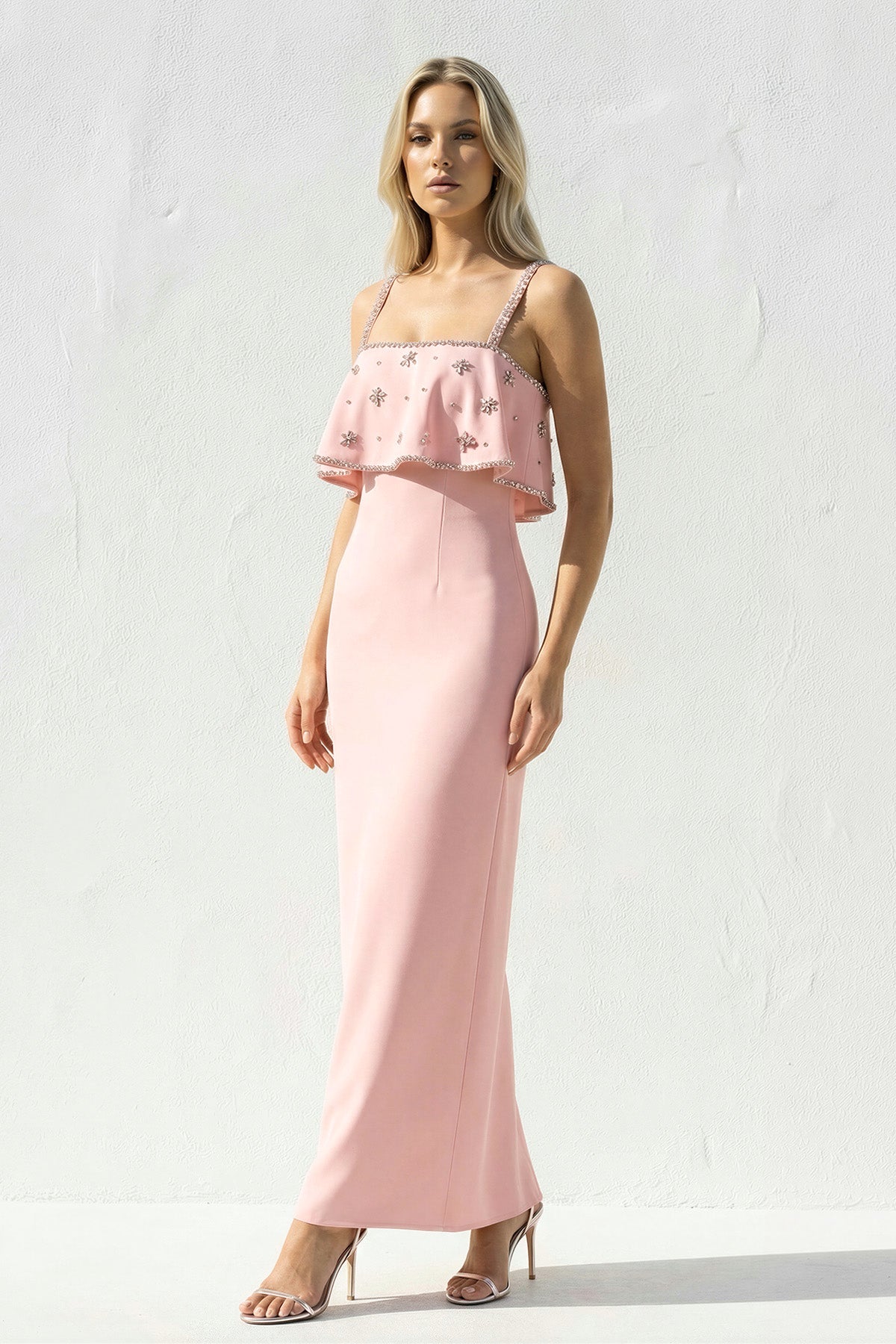 Robe longue rose perlée à volants - Harana