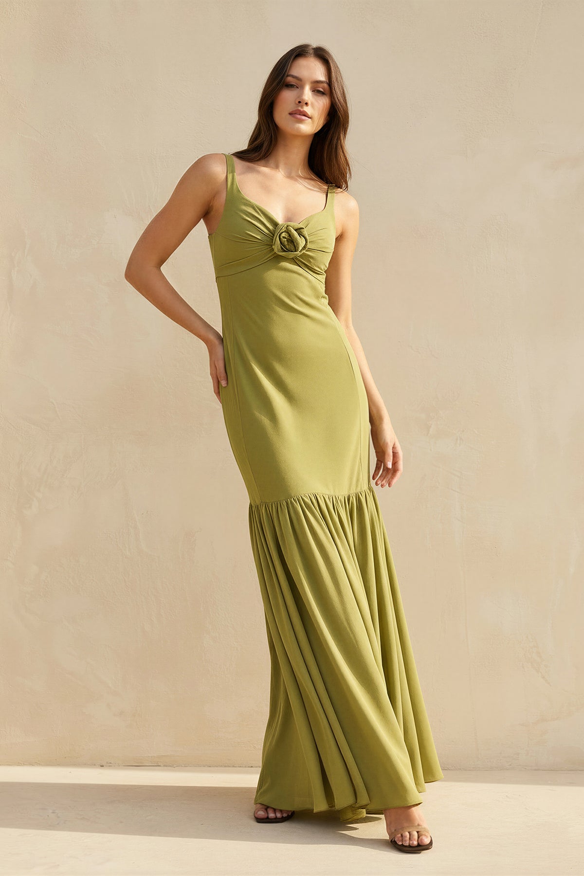 Robe longue olive à volants - Harana
