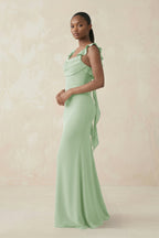 Robe demoiselle d’honneur vert sauge longue effet drapé à volants satinée - Harana