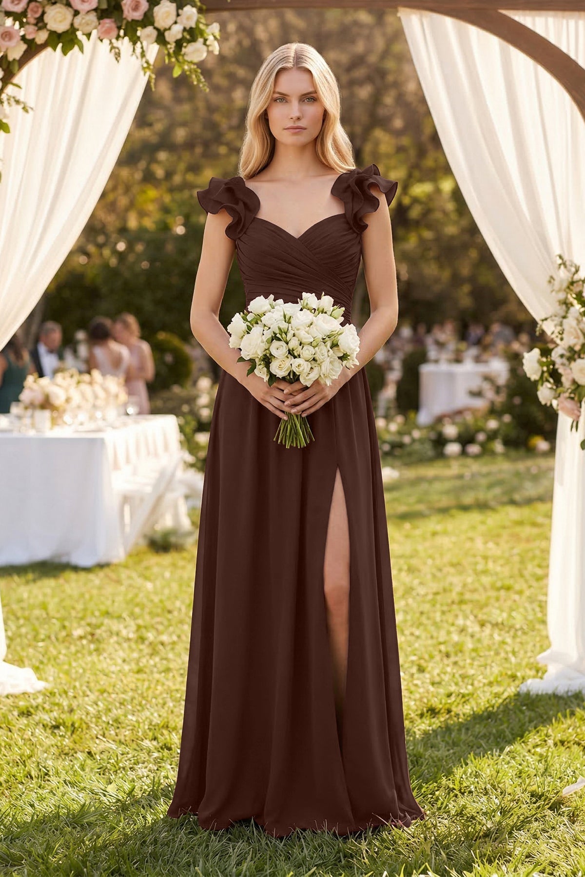 Robe demoiselle d’honneur espresso longue sans manches avec fente à volants - Harana