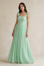 Robe demoiselle d’honneur pale pistachio longue à fines bretelles sans manches plissée - Harana
