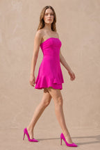 Robe fuchsia courte coupe trapèze bustier ornée de volants - Harana