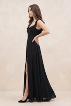Robe noire longue en mousseline coupe trapèze à décolleté cœur ornée de volants avec fente - Harana