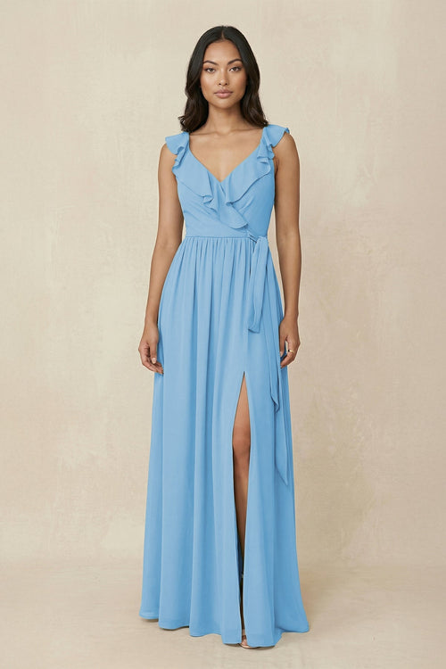 Robe de demoiselle d’honneur bleu acier longue en mousseline coupe trapèze à col V ornée de volants - Harana