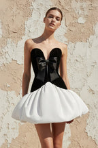 Robe courte satinée à corset - Harana