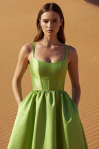 Robe longue vert satinée - Harana