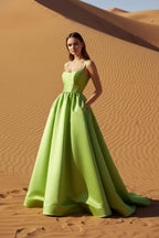 Robe longue vert satinée - Harana