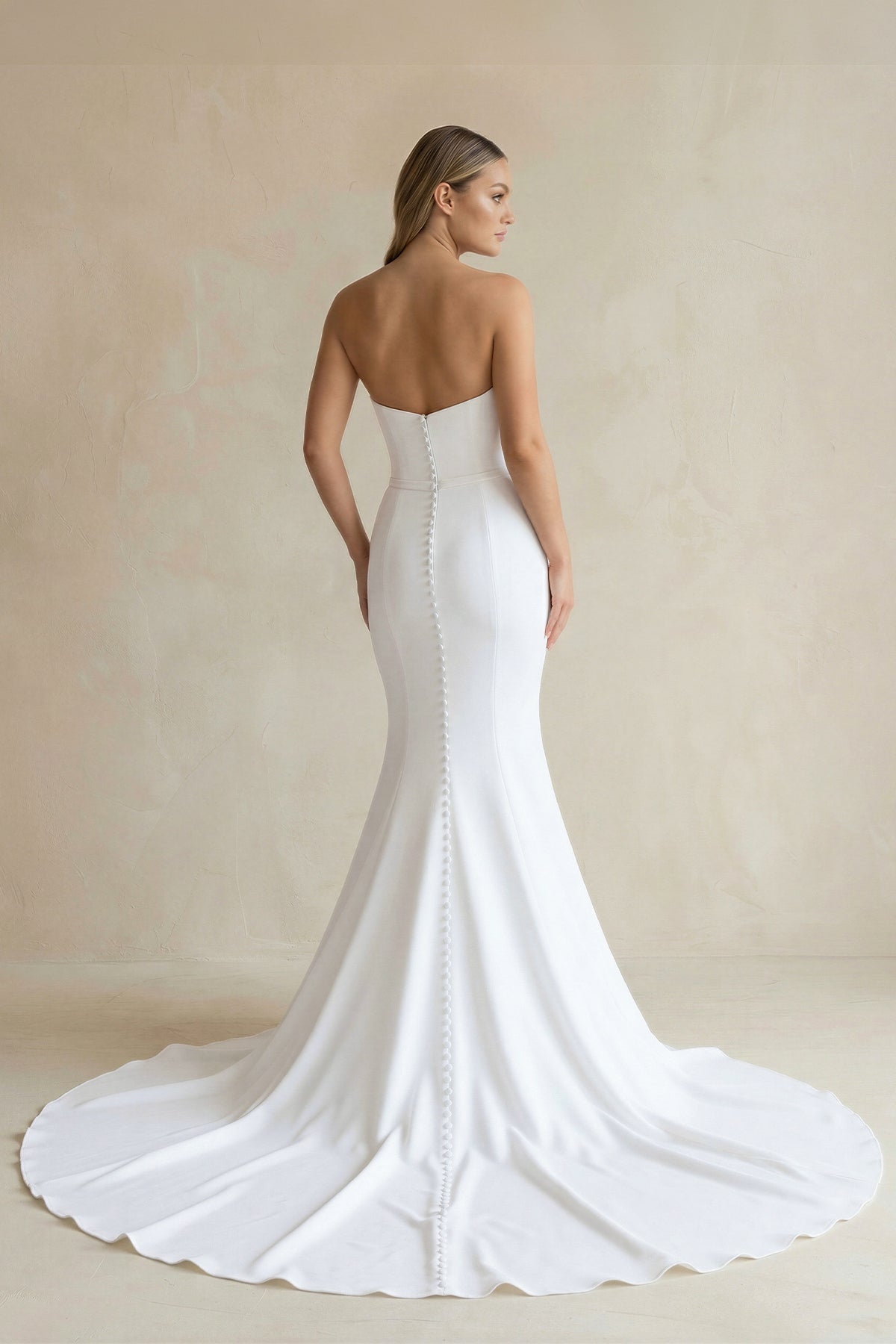 Robe de mariée blanche en satin coupe sirène bustier - Harana
