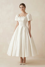 Robe de mariée ivoire midi manches courtes froncée à dentelle - Harana