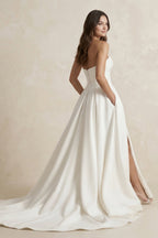 Robe de mariée ivoire trapèze en satin décolleté cœur sans manches - Harana