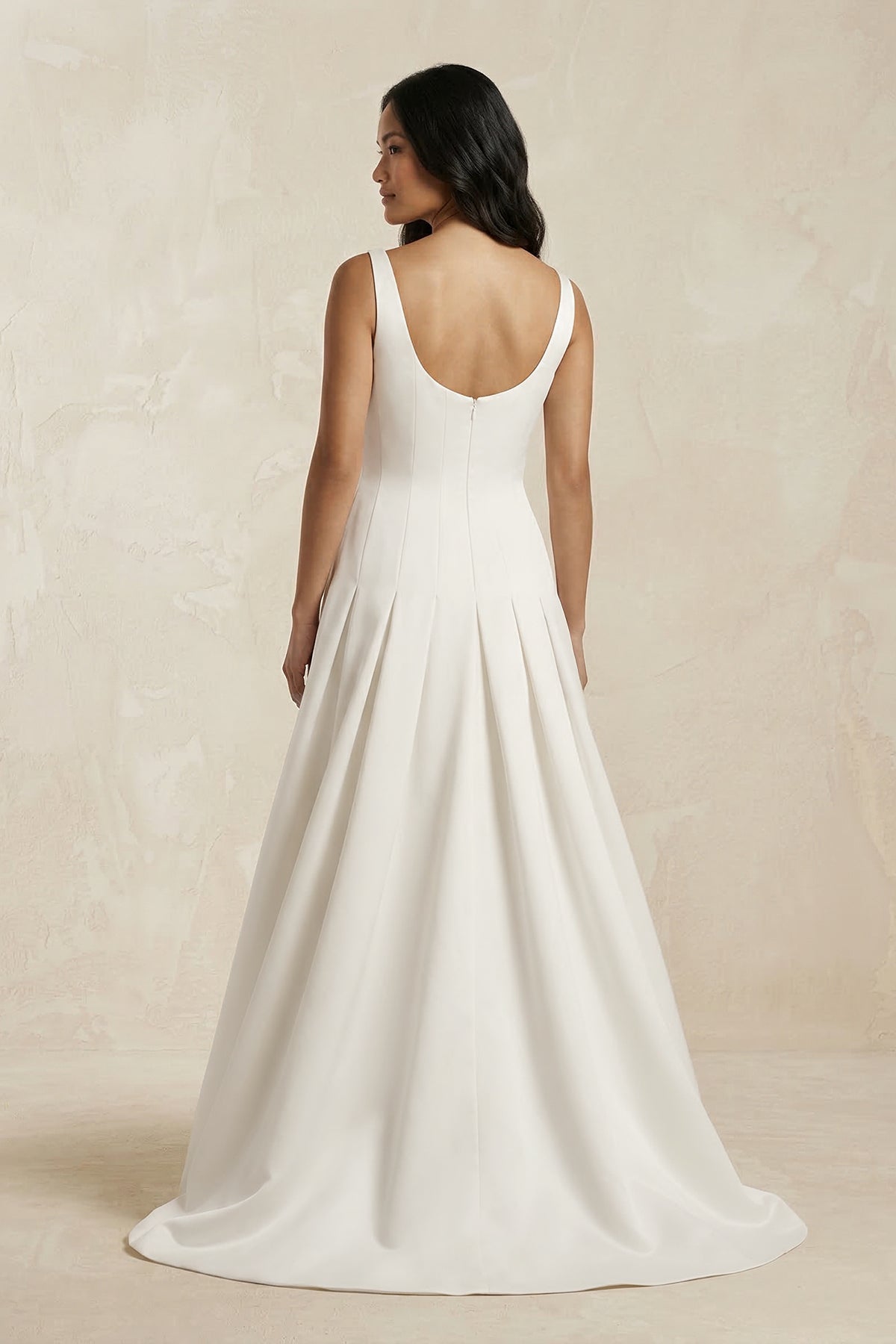 Robe de mariée ivoire trapèze en satin sans manches plissée - Harana